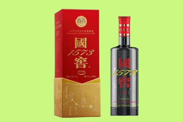 汕尾城区回收国窖1573.jpg